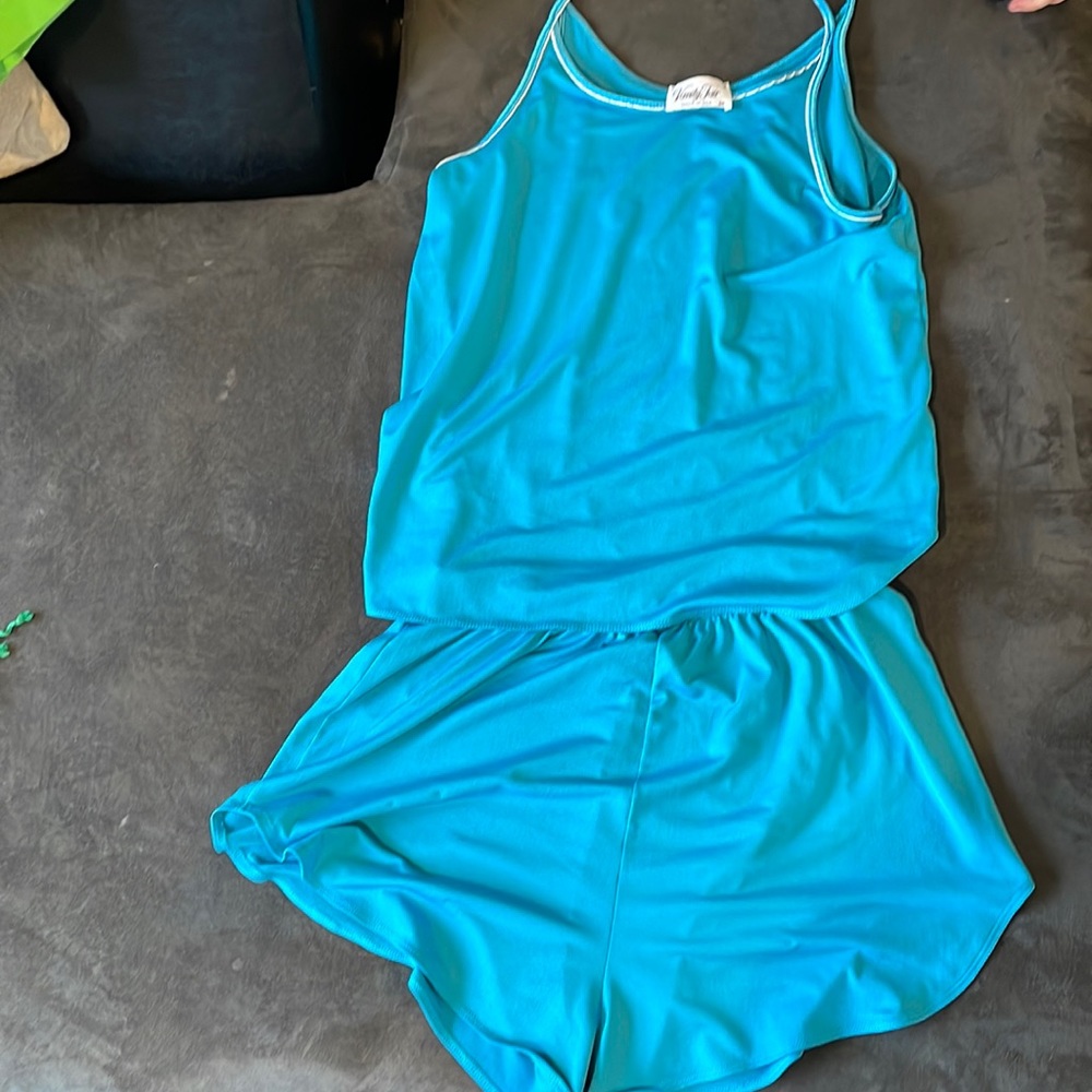 Vanity Fair pajamas Medium
